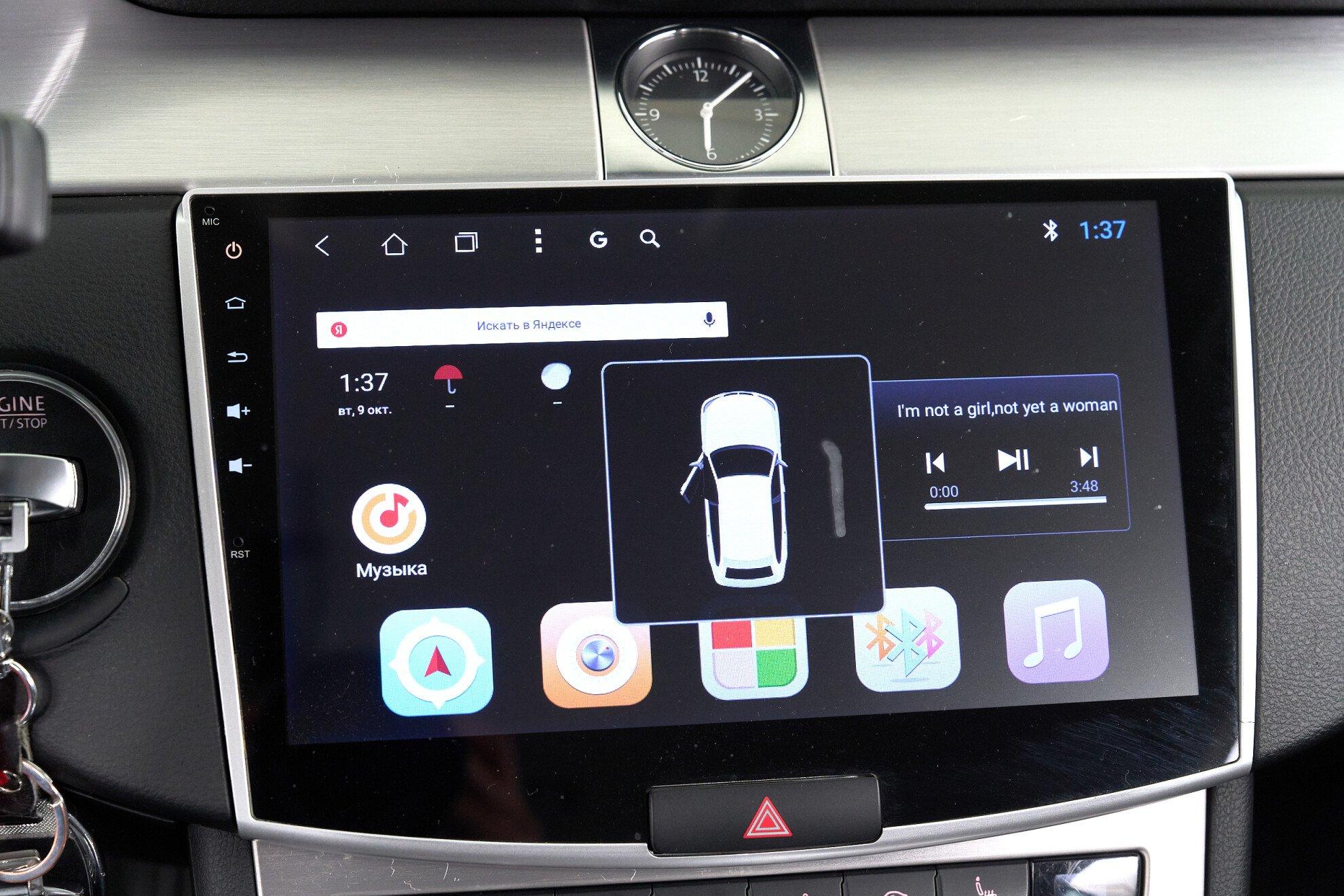Volkswagen Passat 2011, белый