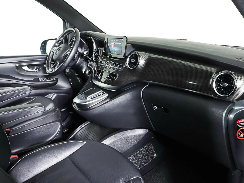 Mercedes-Benz V-Класс 2019, черный