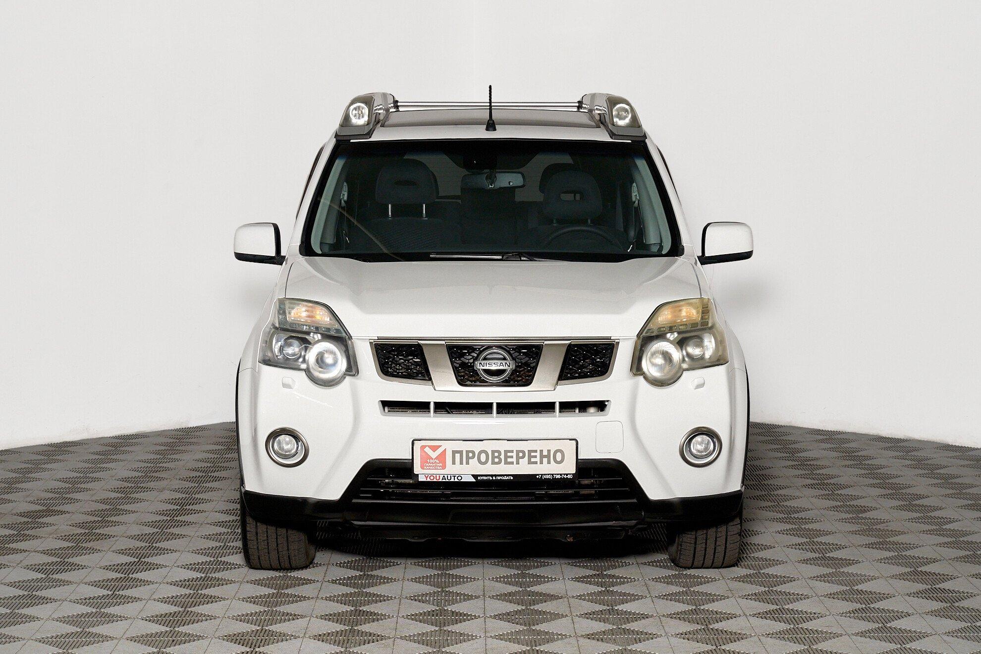 Nissan X-Trail 2011, белый