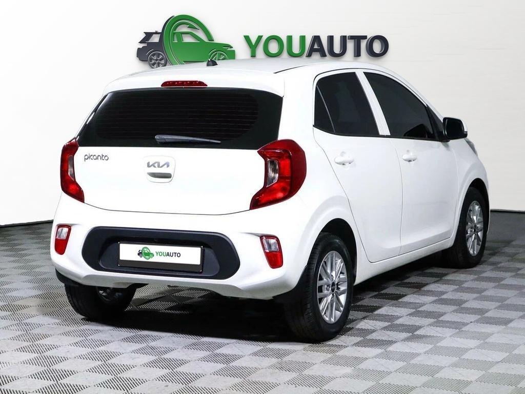 Kia Picanto 2023, белый