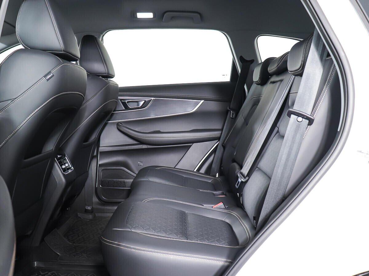 Chery Tiggo 8 2022, белый