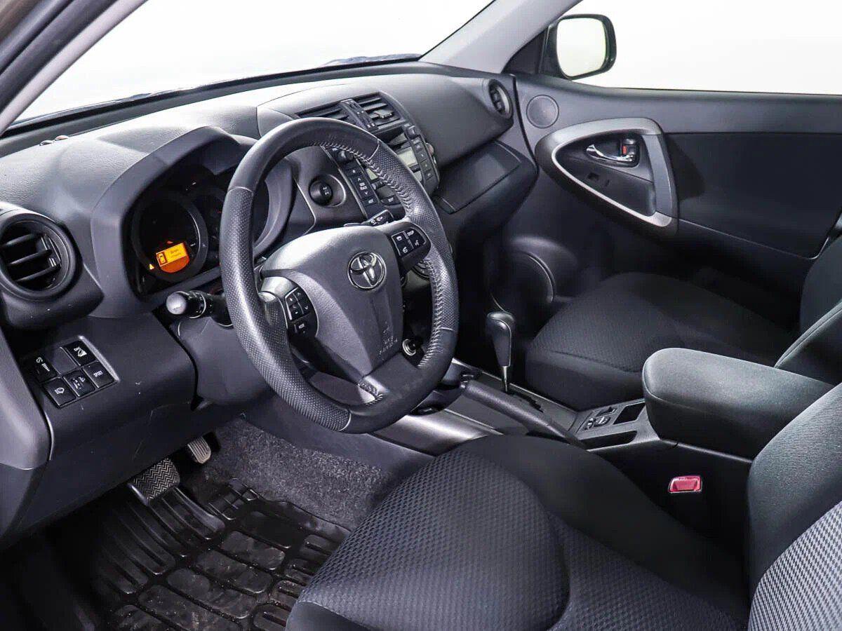 Toyota RAV4 2012, коричневый