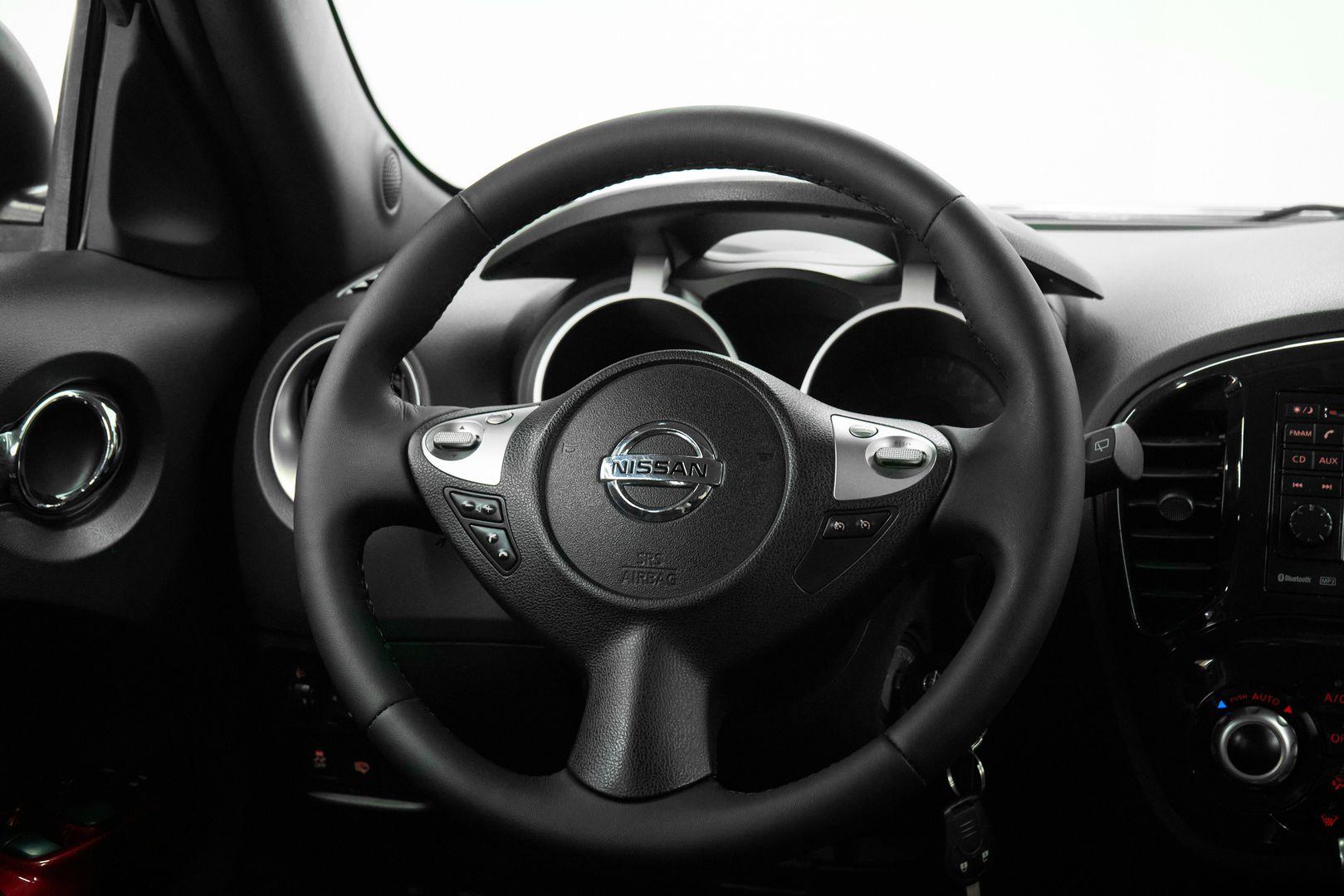 Nissan Juke 2012, коричневый