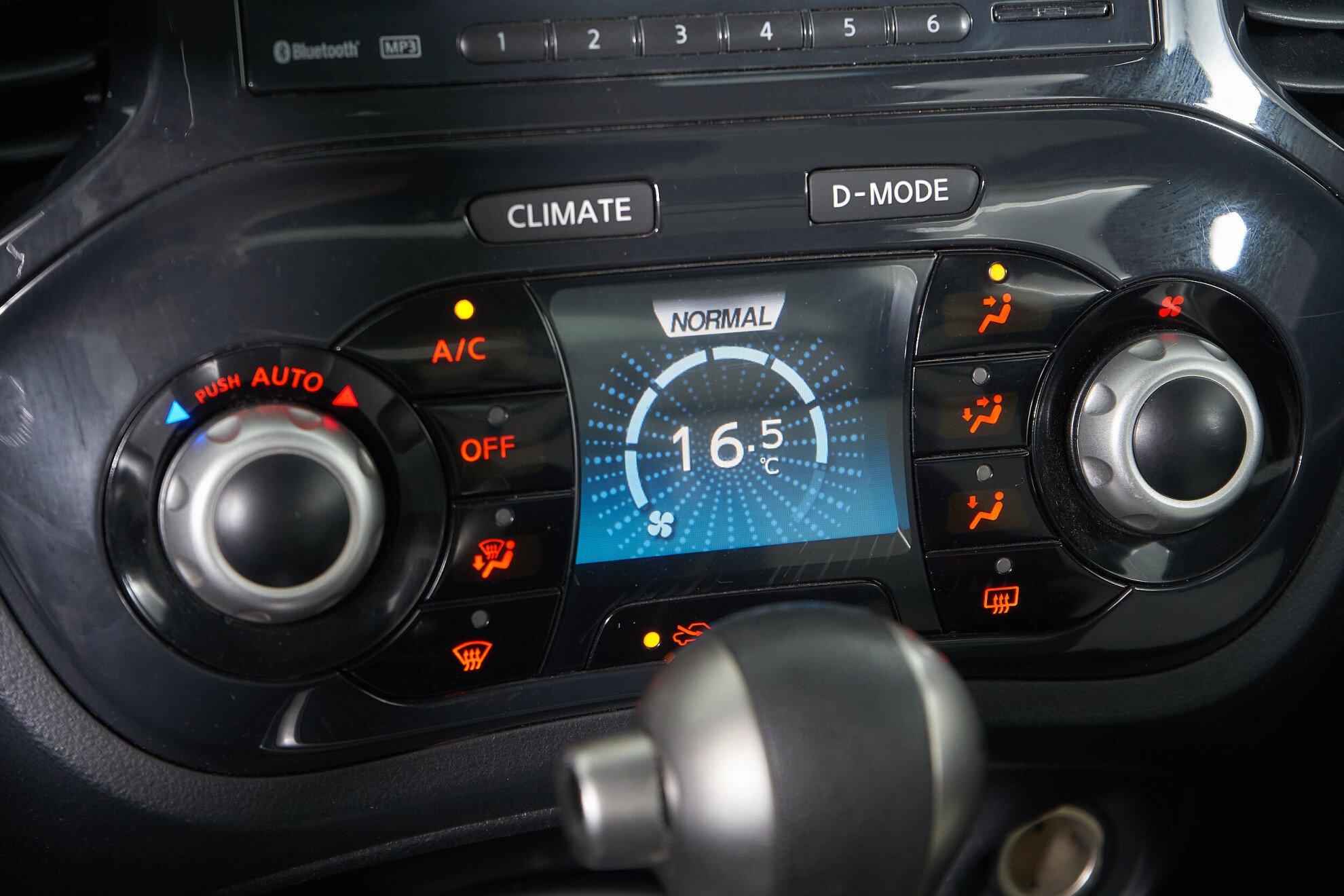 Nissan Juke 2014, белый