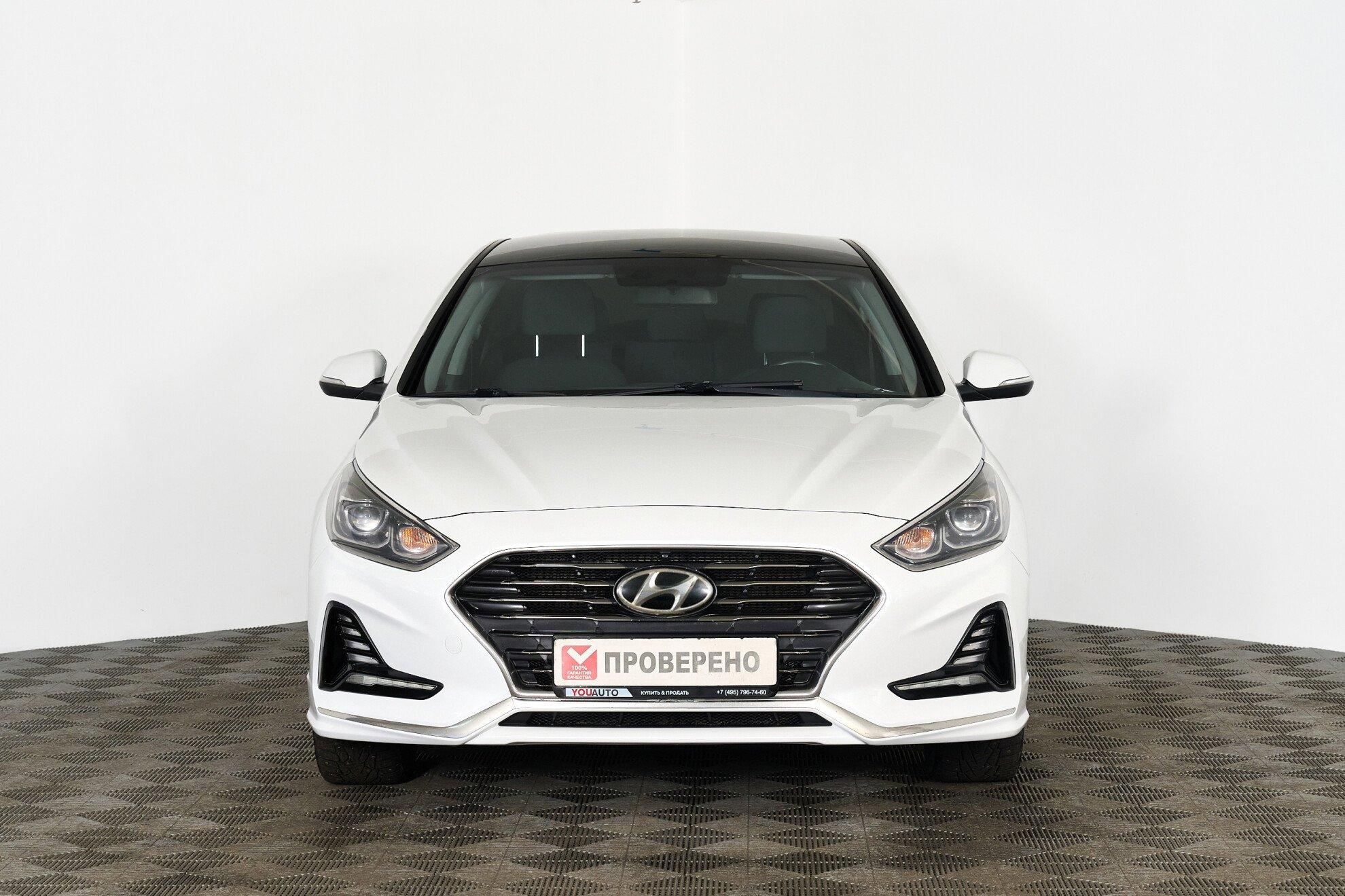 Hyundai Sonata 2018, белый