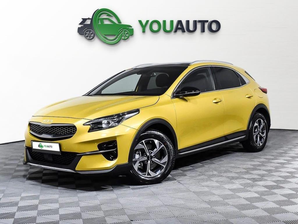 Kia XCeed 2021, желтый