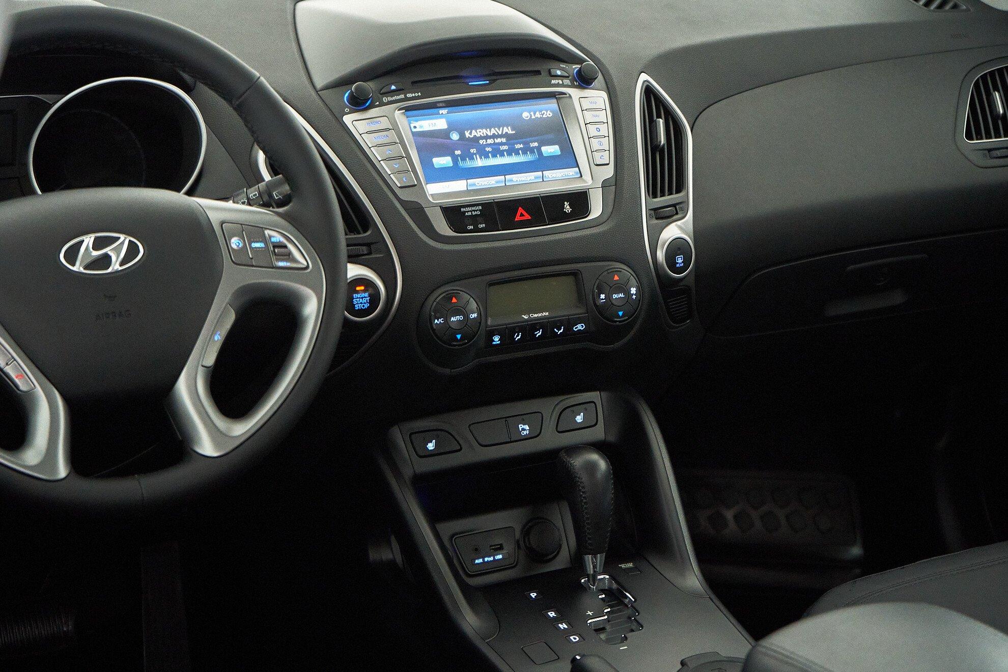 Hyundai ix35 2013, серебряный