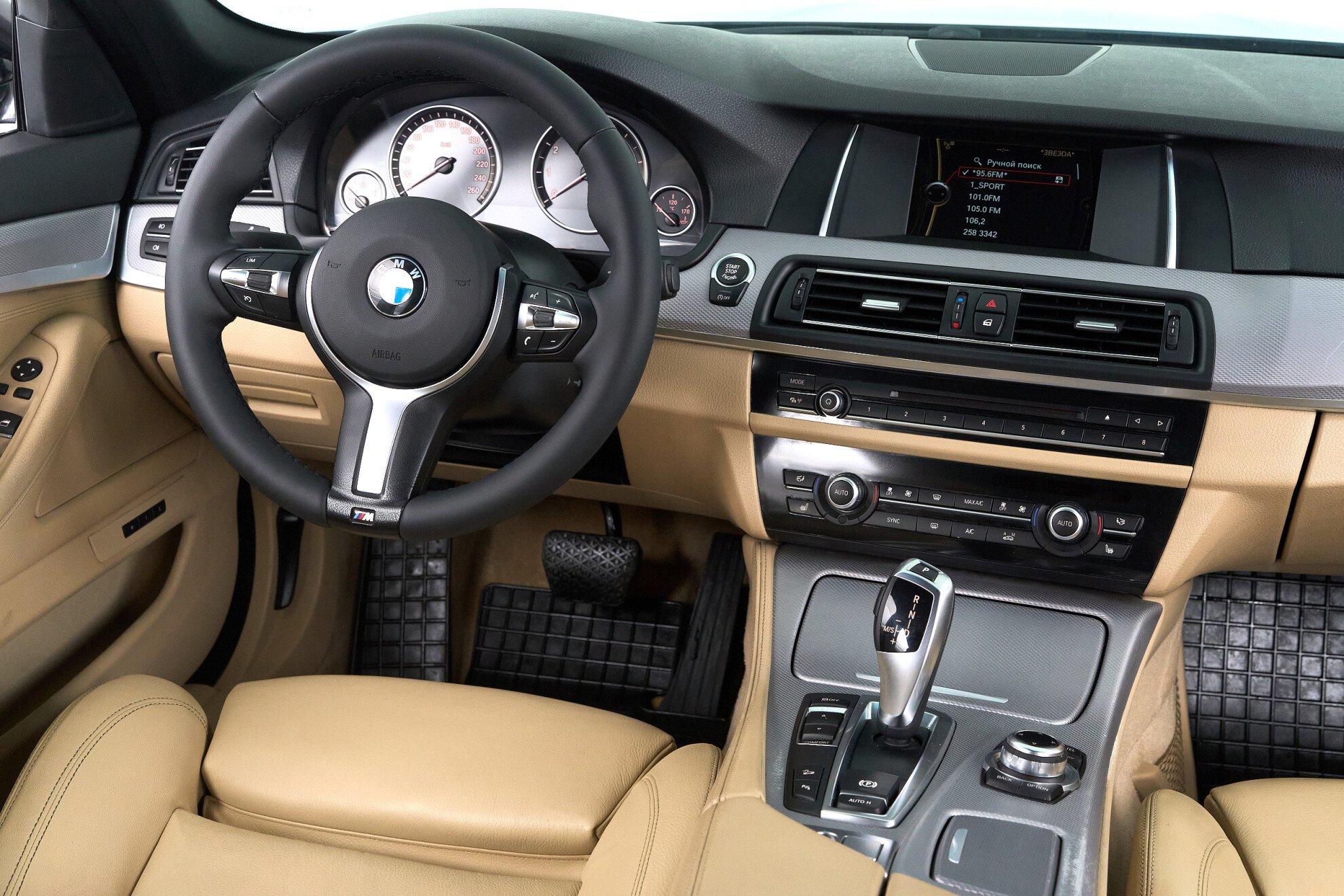 BMW 5 серии 2013, черный