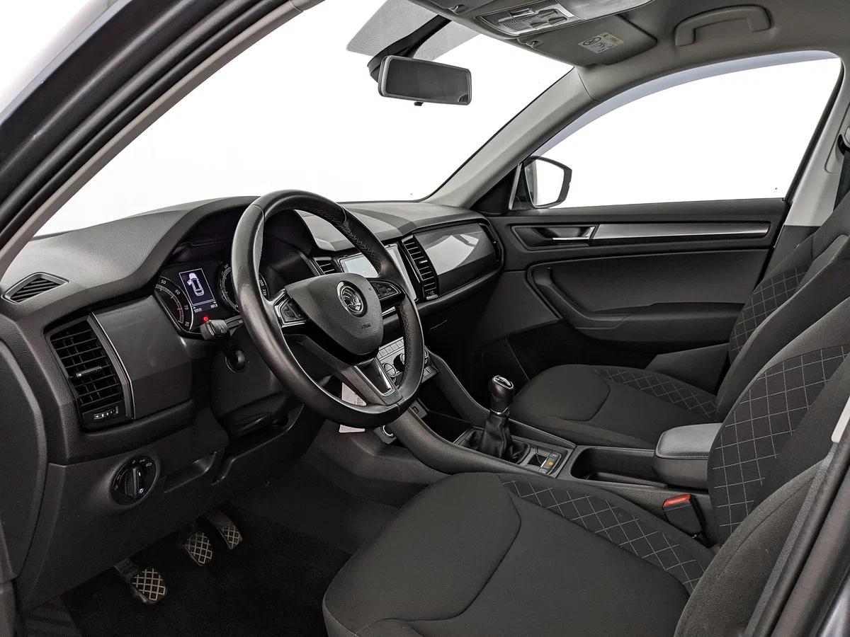 Skoda Kodiaq 2022, серый