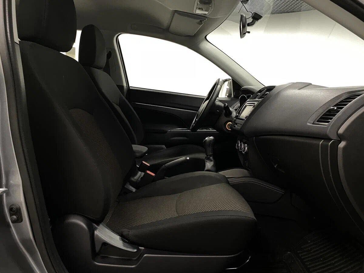 Mitsubishi ASX 2019, серый