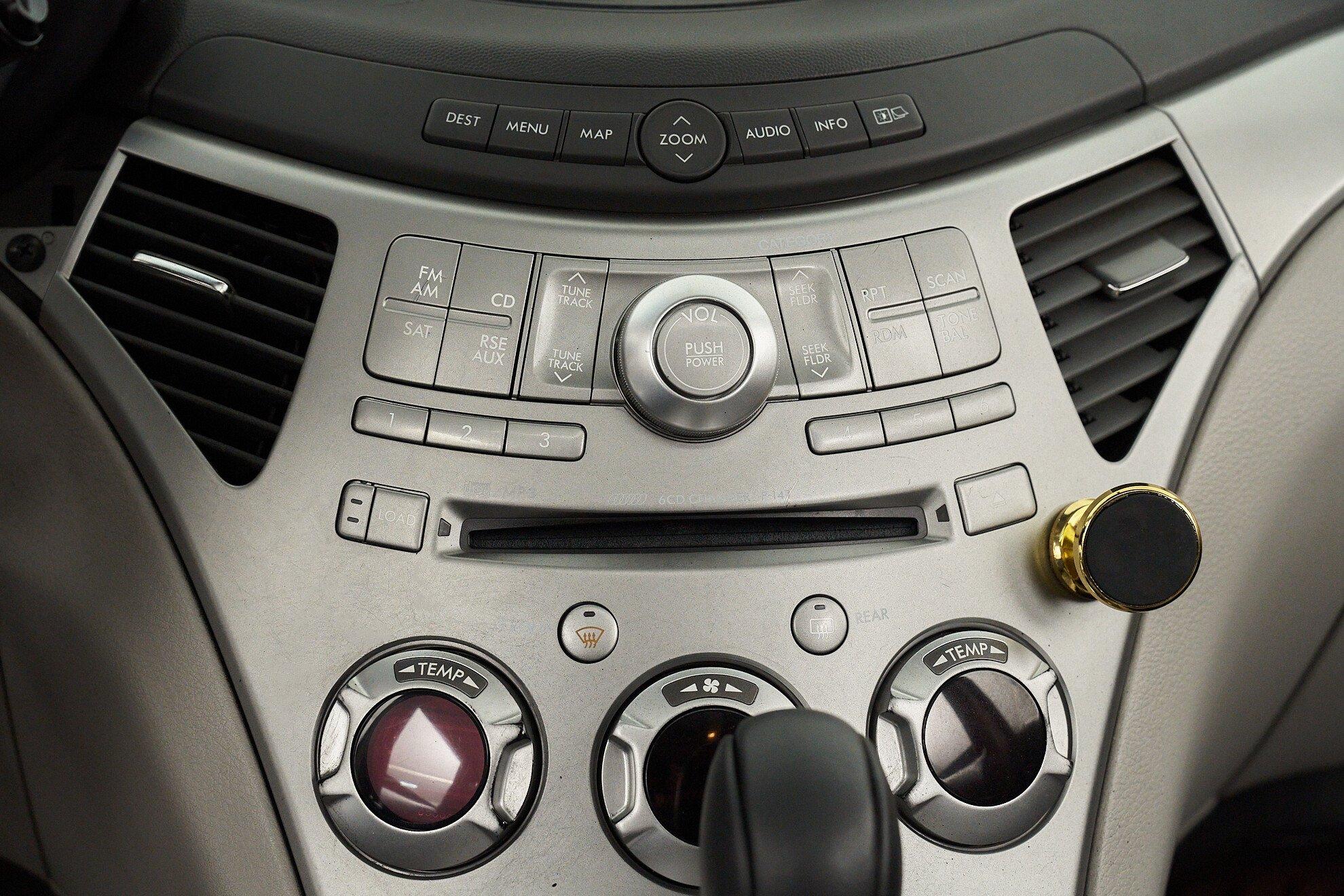 Subaru Tribeca 2008, серый