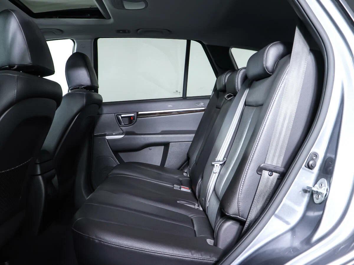 Hyundai Santa Fe 2012, серый