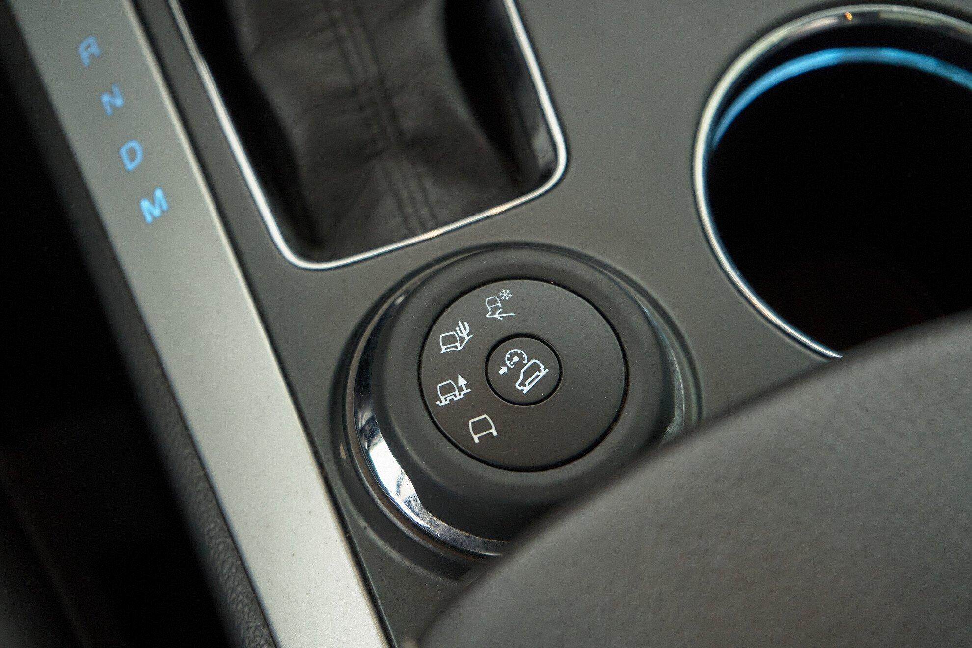 Ford Explorer 2014, черный
