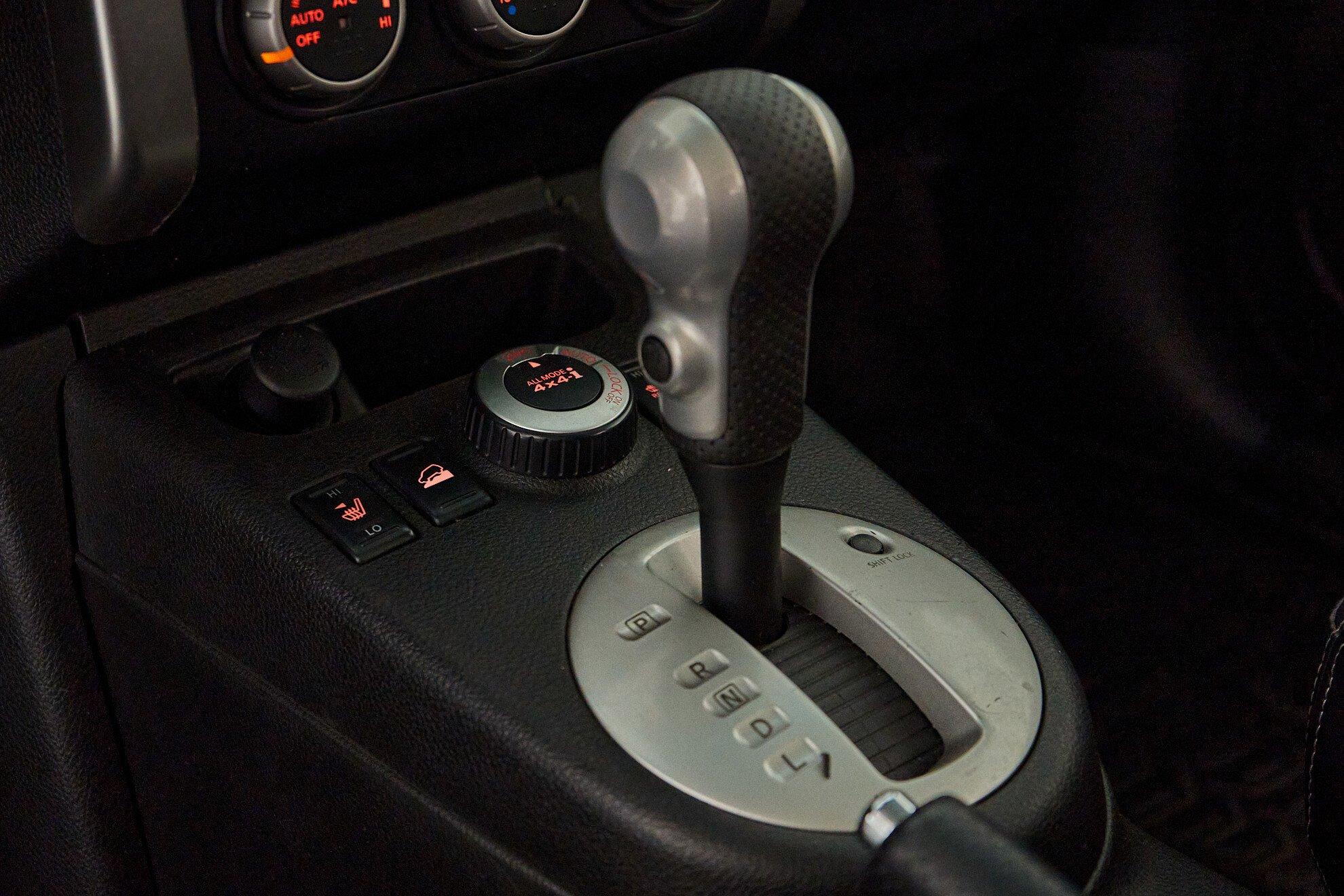 Nissan X-Trail 2012, серый