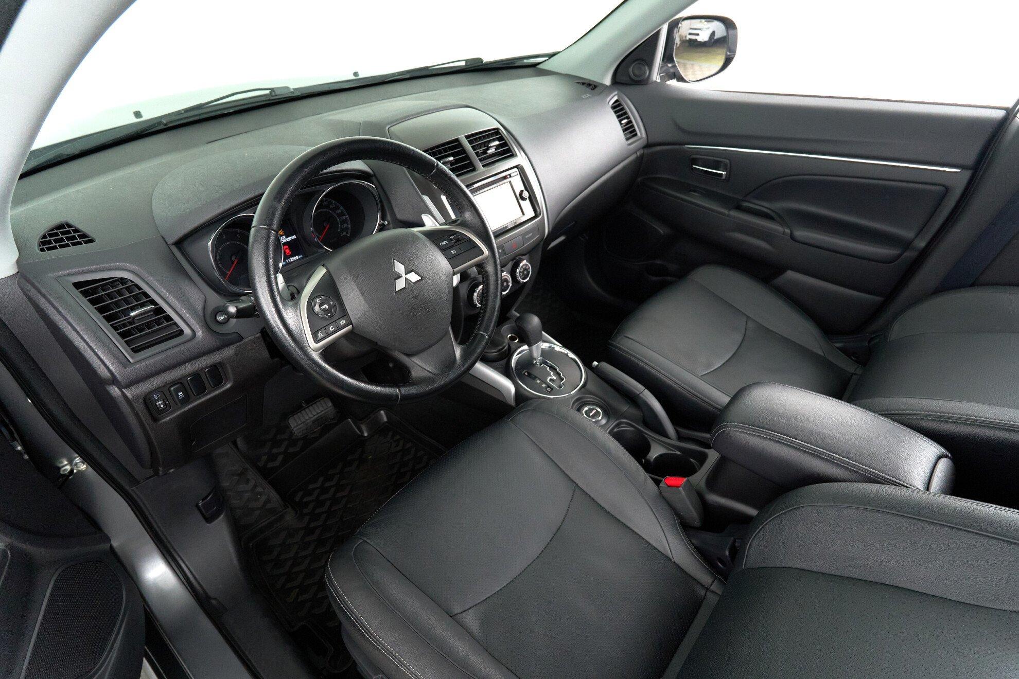 Mitsubishi ASX 2013, серый