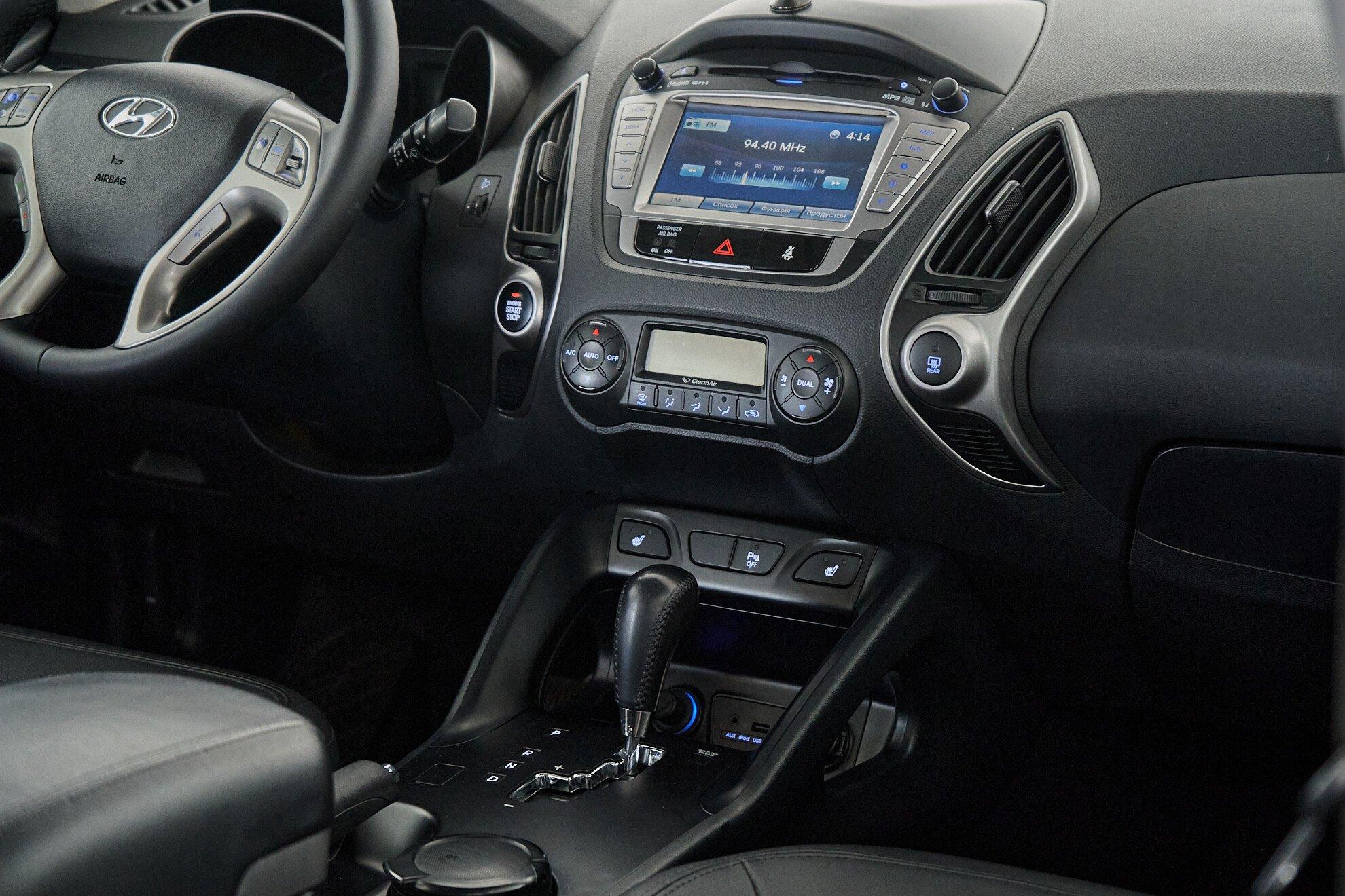 Hyundai ix35 2010, черный