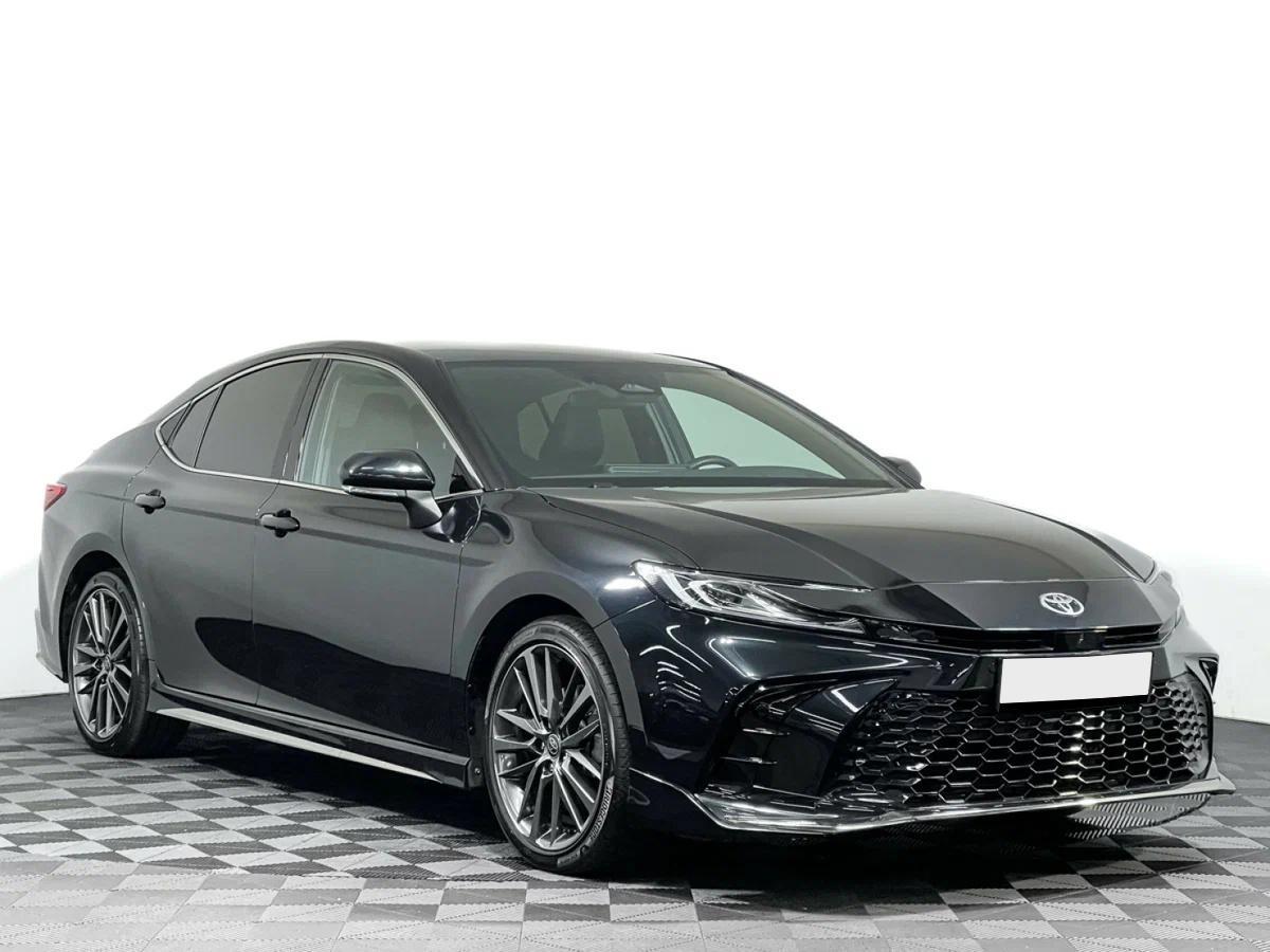 Toyota Camry 2024, черный
