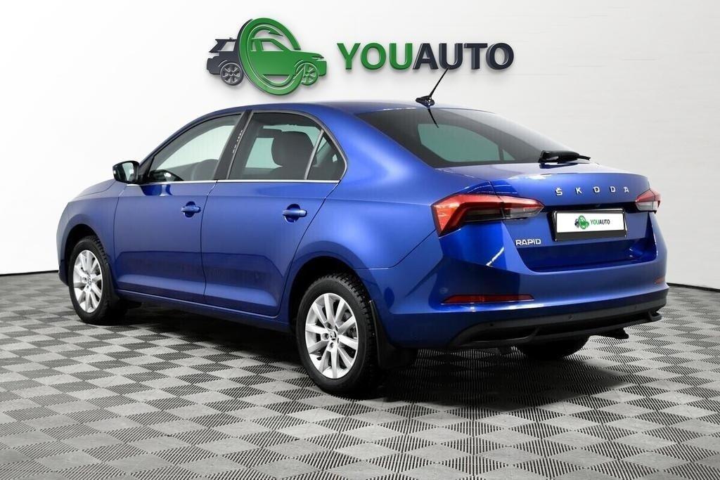 Skoda Rapid 2021, синий