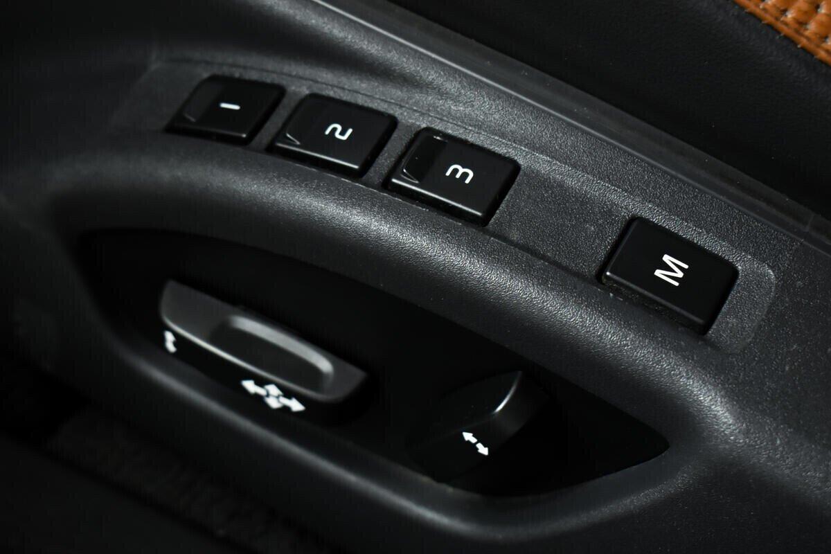 Volvo S60 2012, коричневый