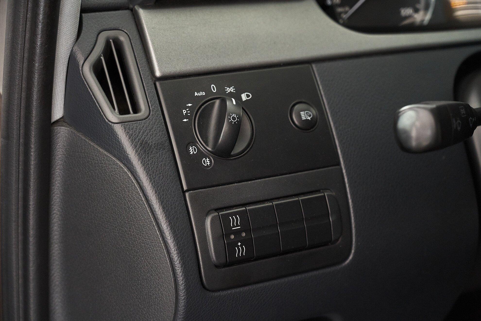 Mercedes-Benz Viano 2012, коричневый