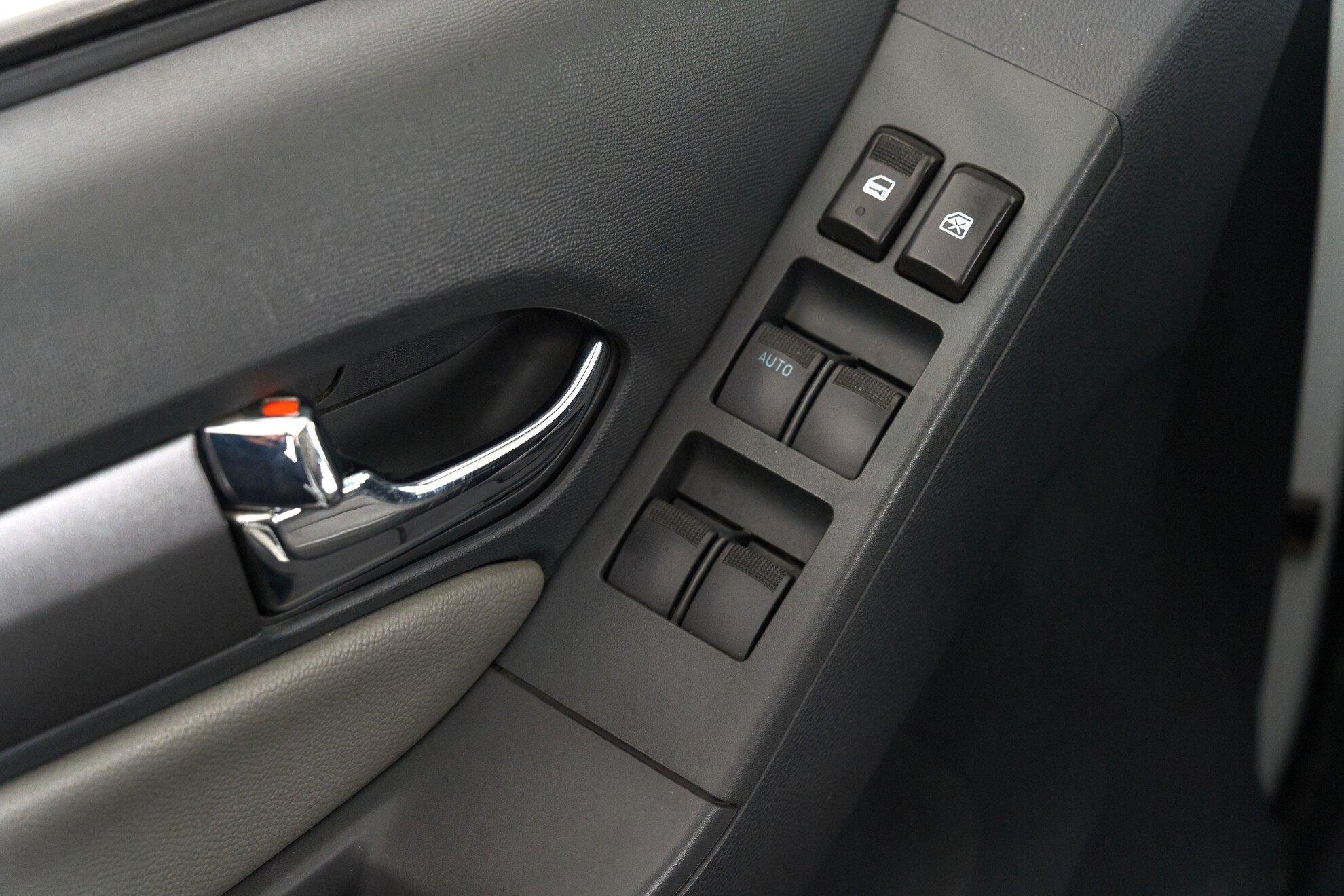 Chevrolet TrailBlazer 2013, белый