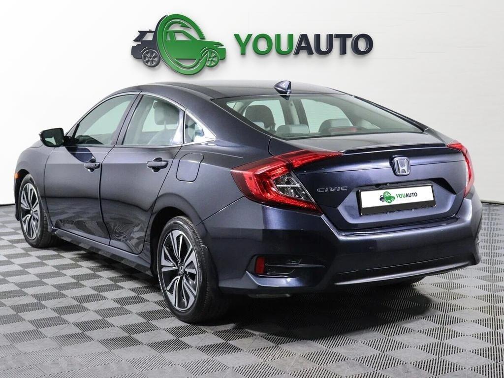Honda Civic 2018, серый