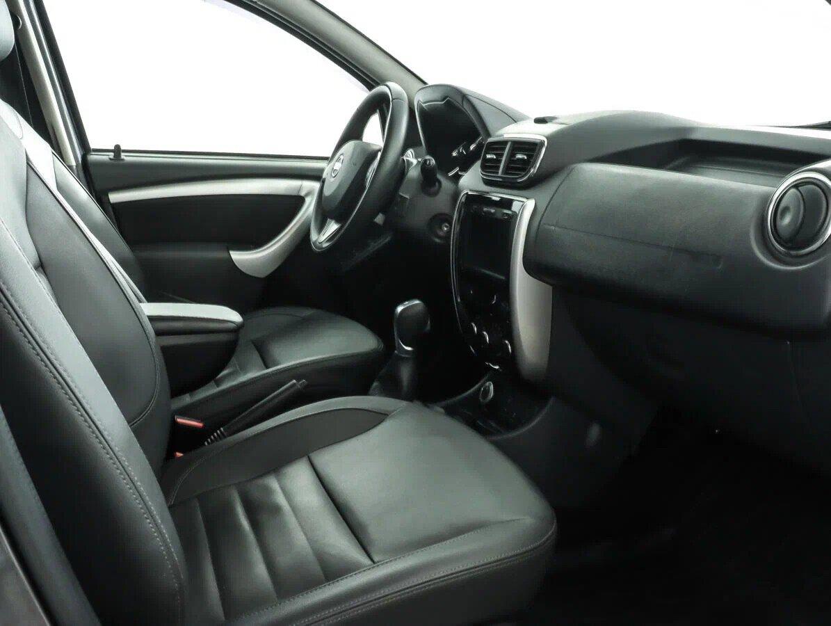 Nissan Terrano 2018, серый