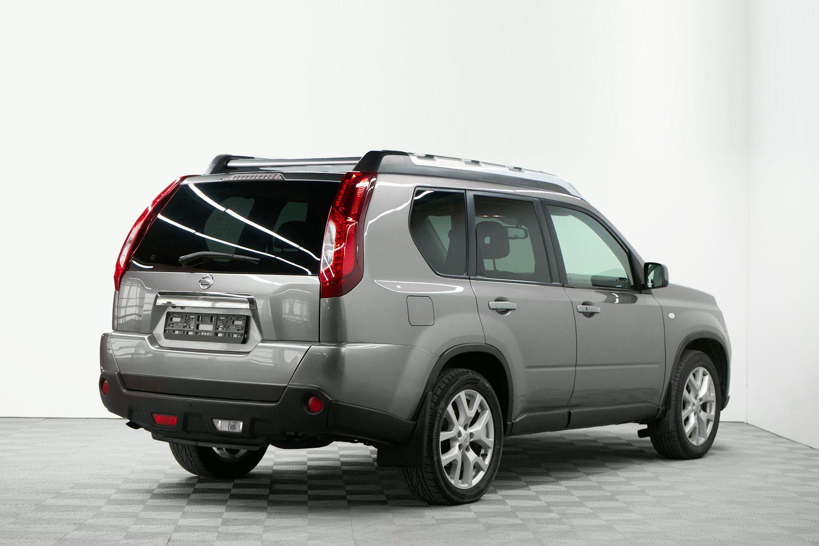 Nissan X-Trail 2013, серый
