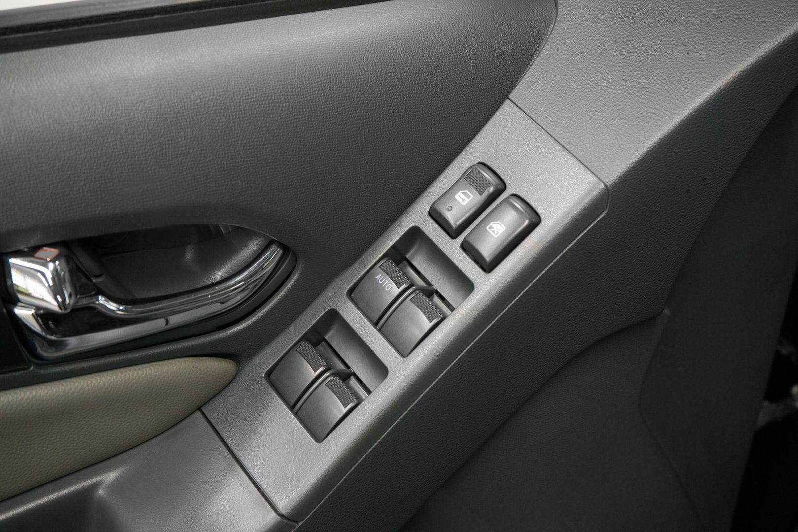 Chevrolet TrailBlazer 2014, черный