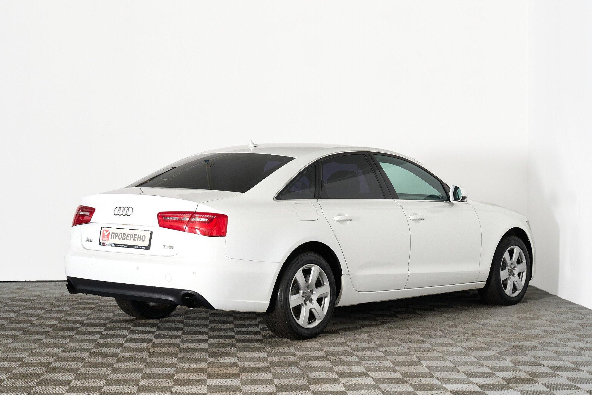 Audi A6 2011, белый