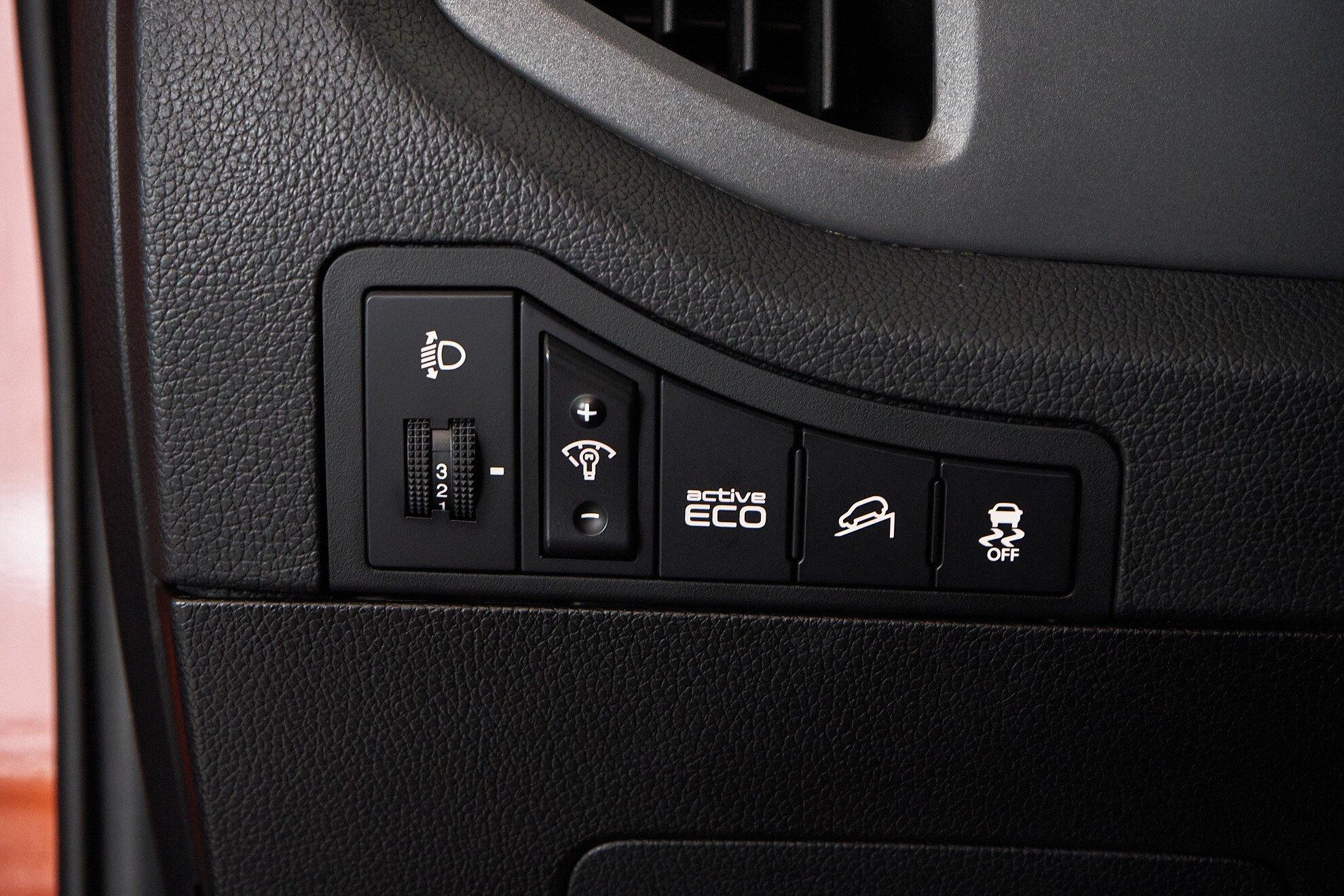 Kia Sportage 2011, оранжевый