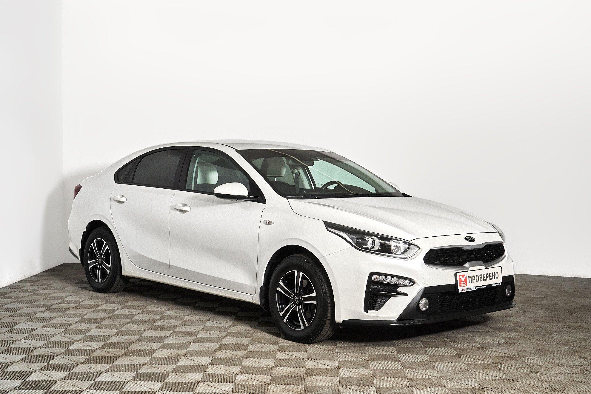 Kia Cerato 2021, белый