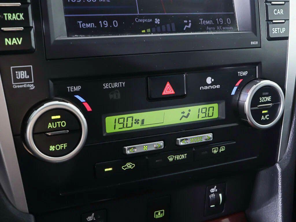 Toyota Camry 2014, черный