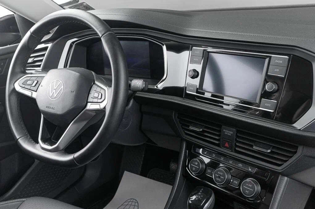 Volkswagen Jetta 2023, черный