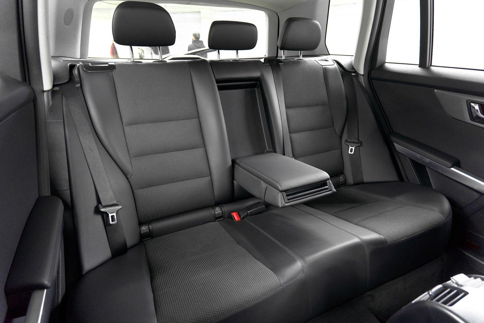 Mercedes-Benz GLK-Класс 2011, серый