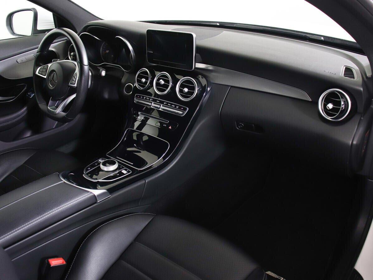 Mercedes-Benz C-Класс 2016, белый