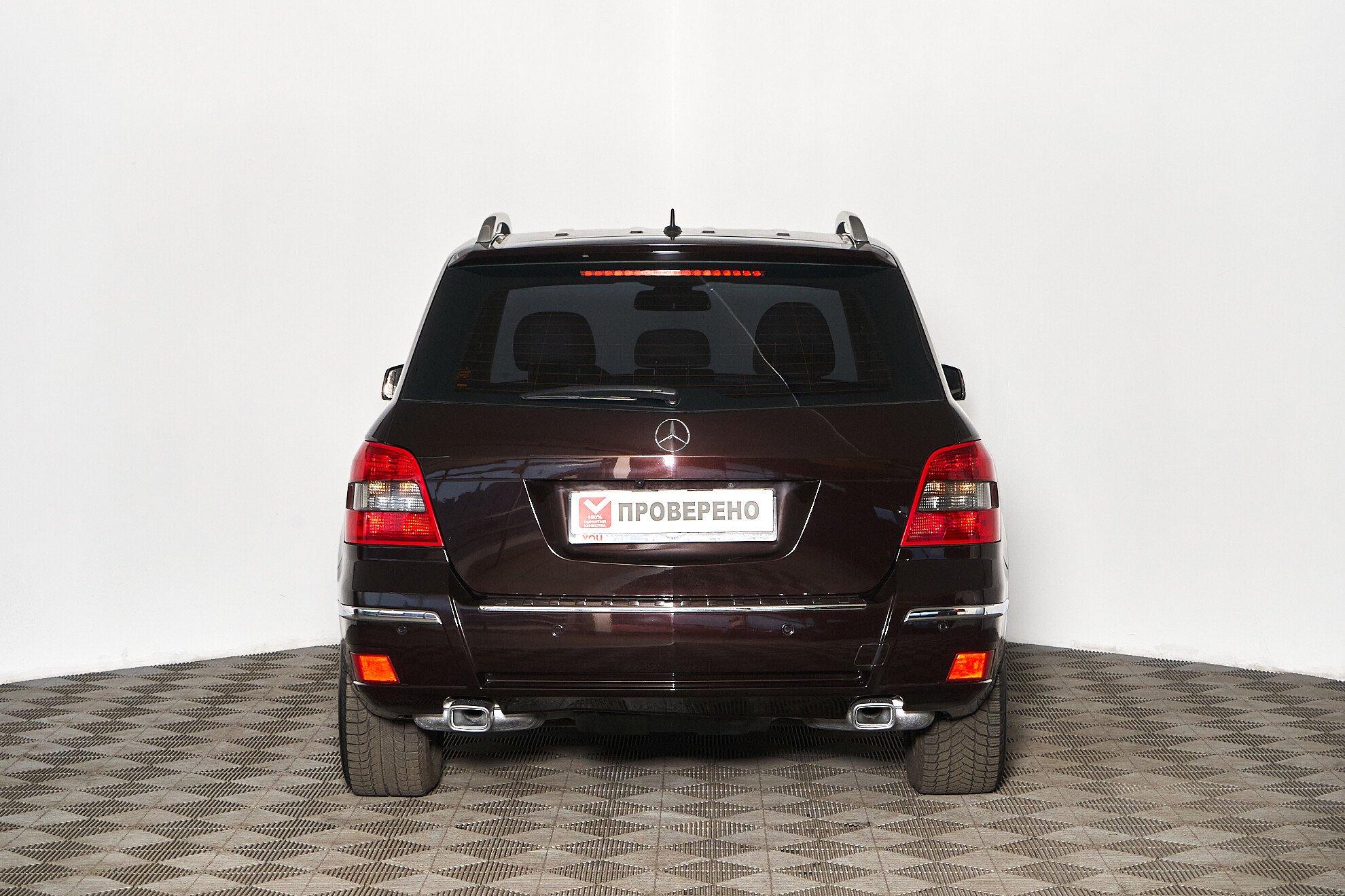 Mercedes-Benz GLK-Класс 2010, коричневый