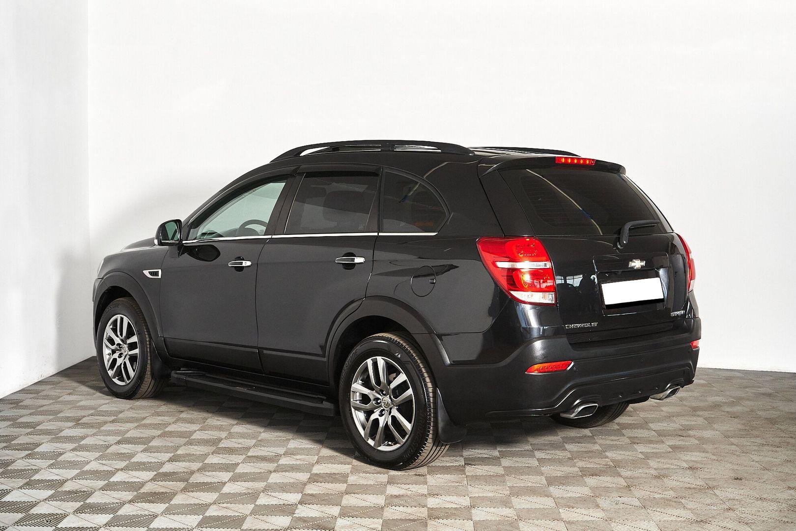 Chevrolet Captiva 2015, черный