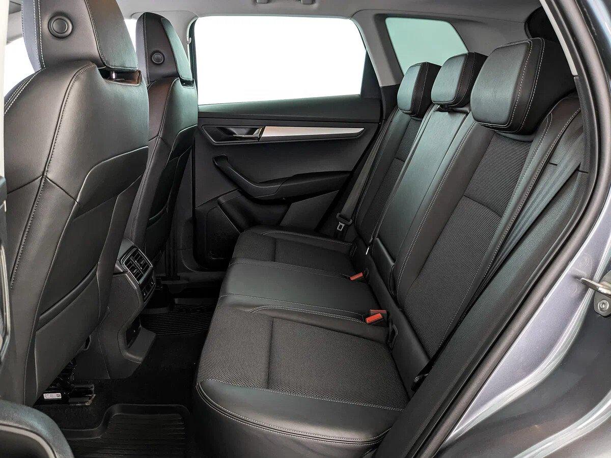 Skoda Karoq 2020, черный