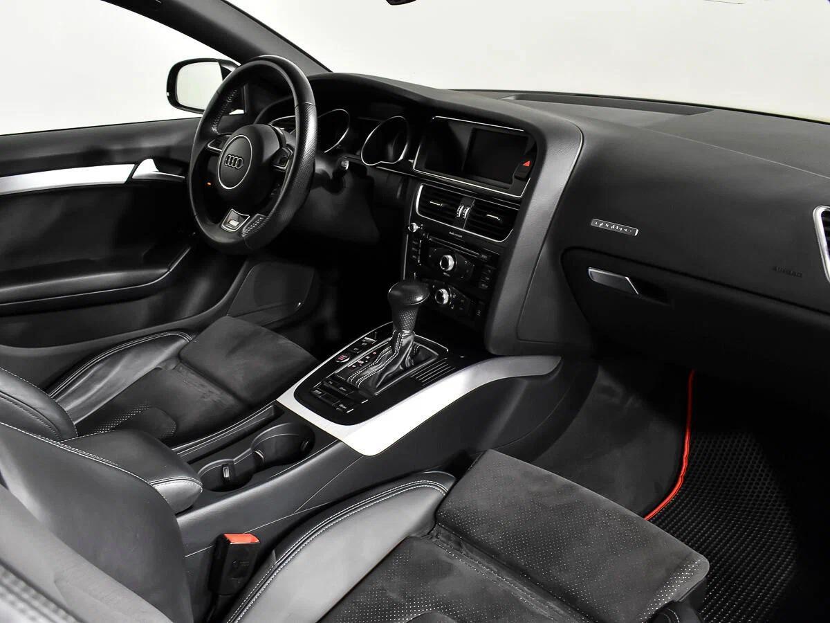 Audi A5 2014, черный