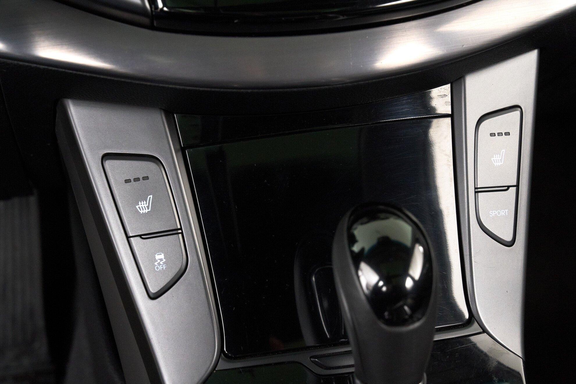 Hyundai i40 2012, белый