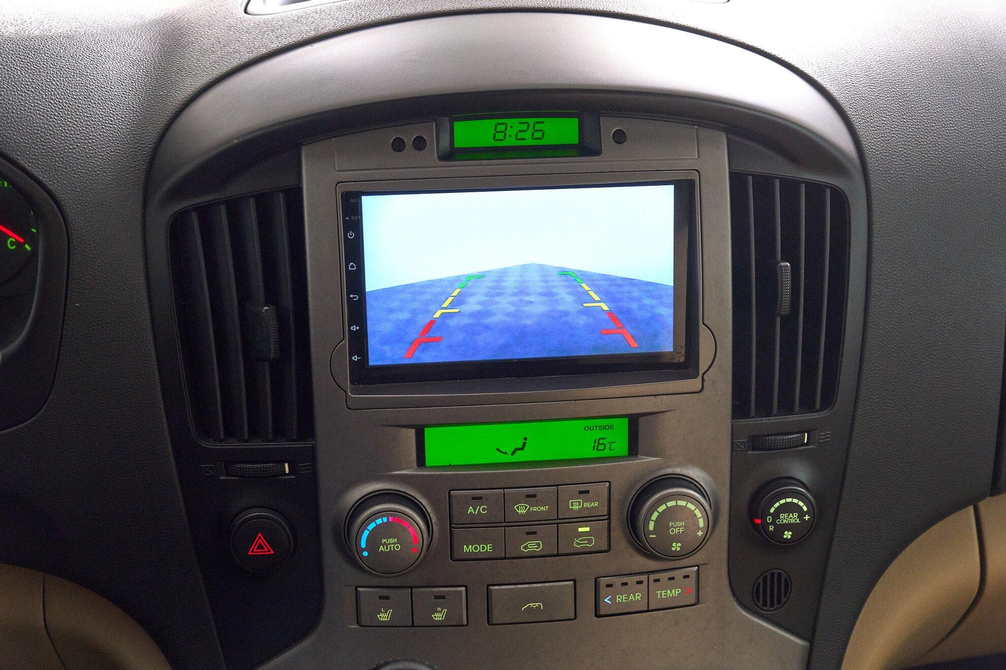 Hyundai Grand Starex 2012, серый