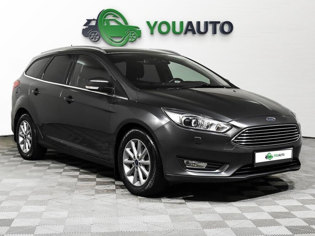 Ford Focus 2018, серый