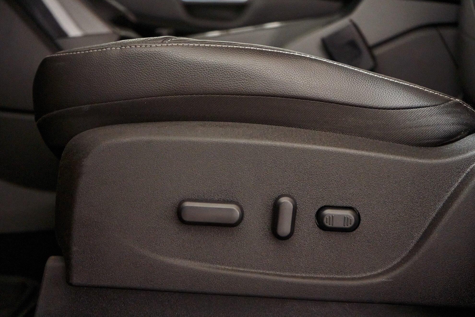Ford Kuga 2013, коричневый