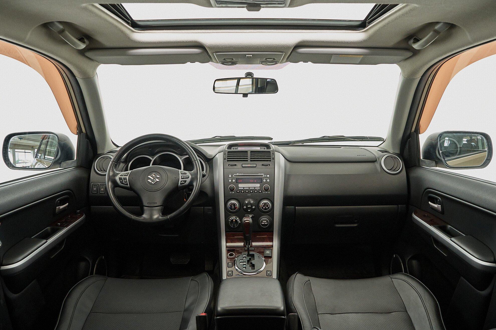 Suzuki Grand Vitara 2007, бежевый