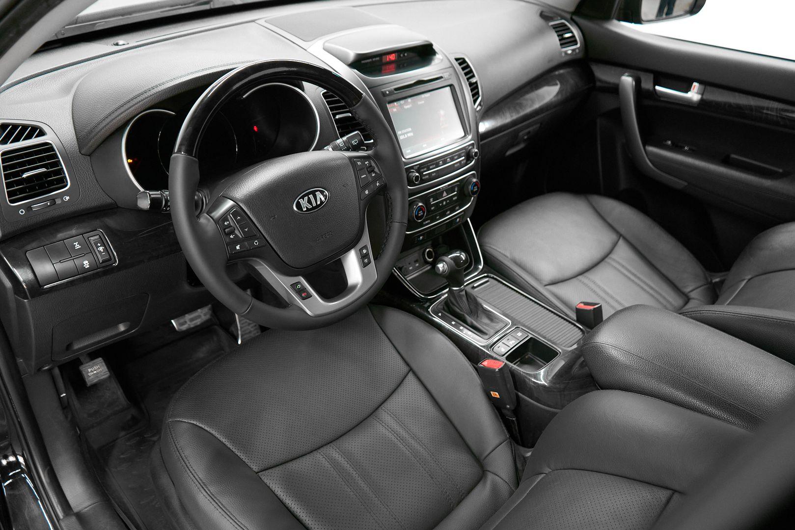 Kia Sorento 2013, черный