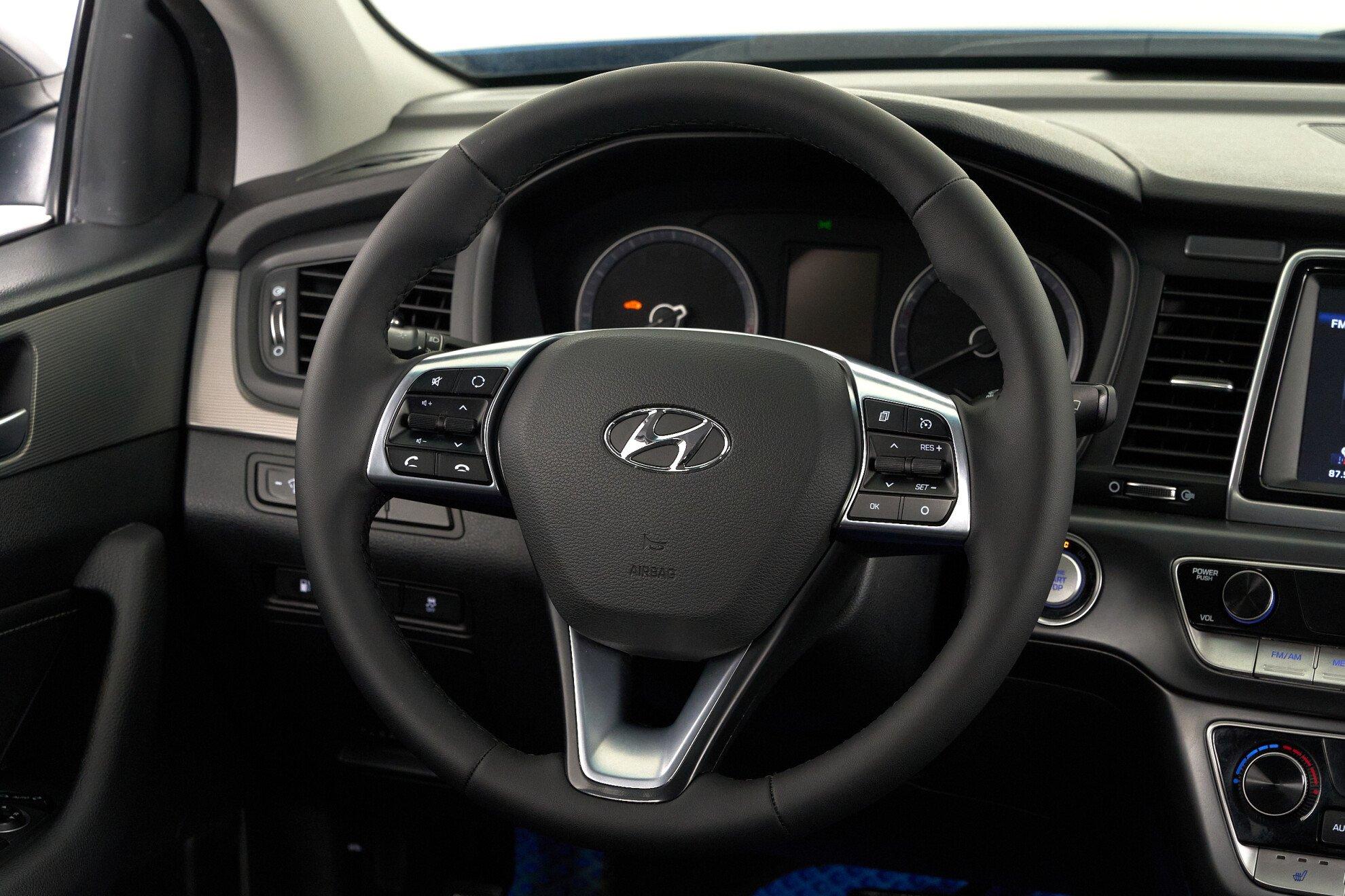 Hyundai Sonata 2017, голубой