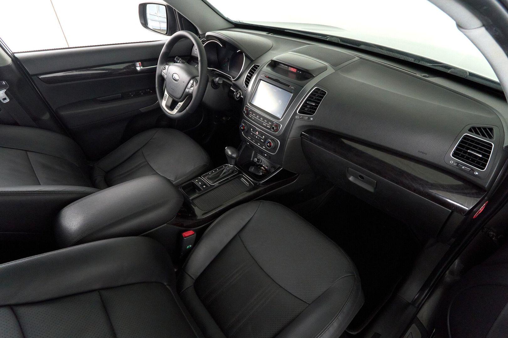 Kia Sorento 2017, серый