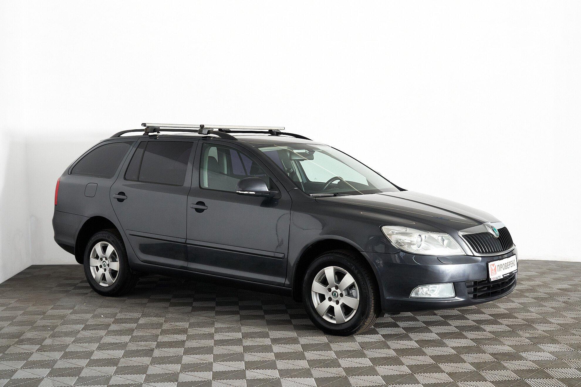Skoda Octavia 2012, серый
