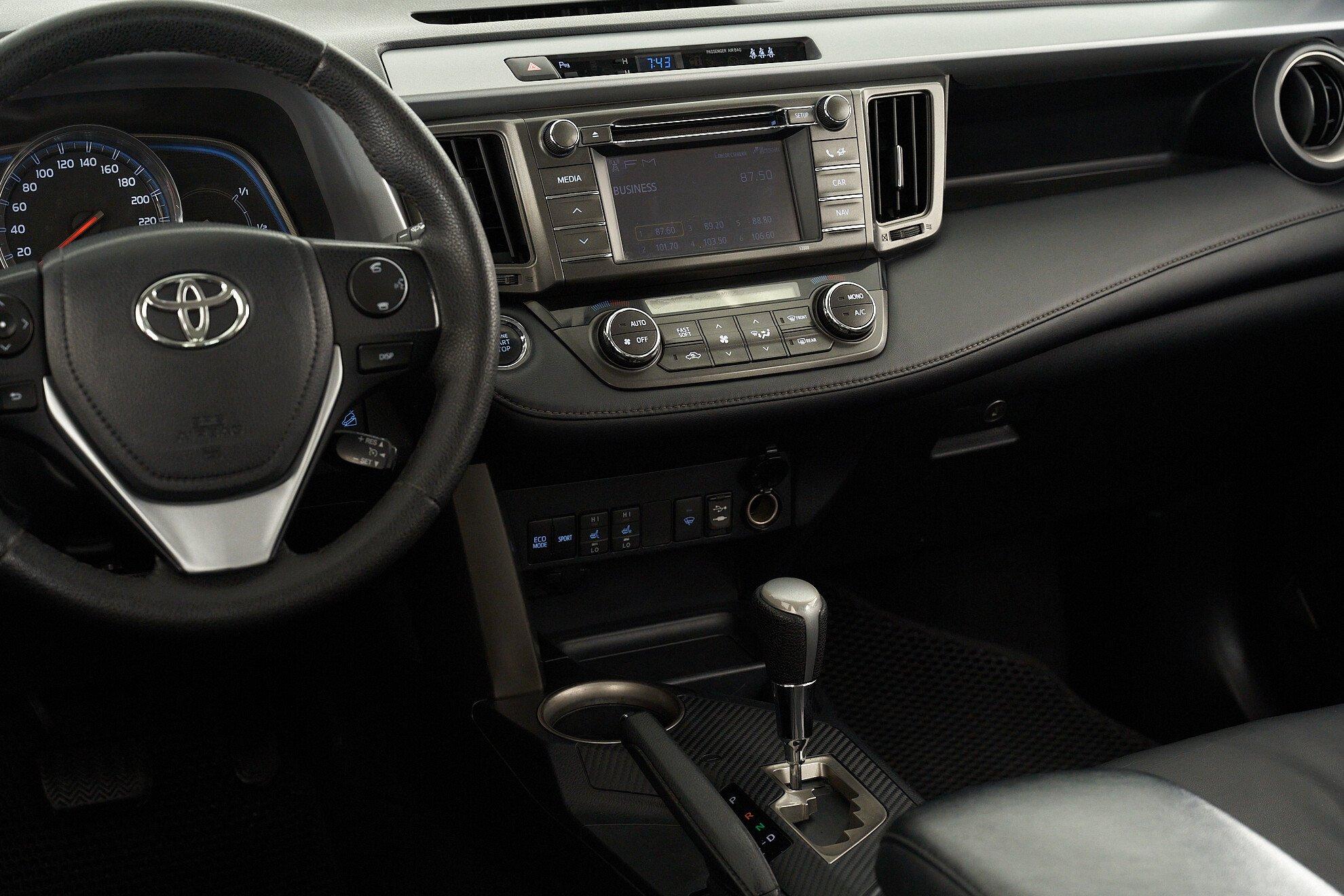 Toyota RAV4 2013, серый